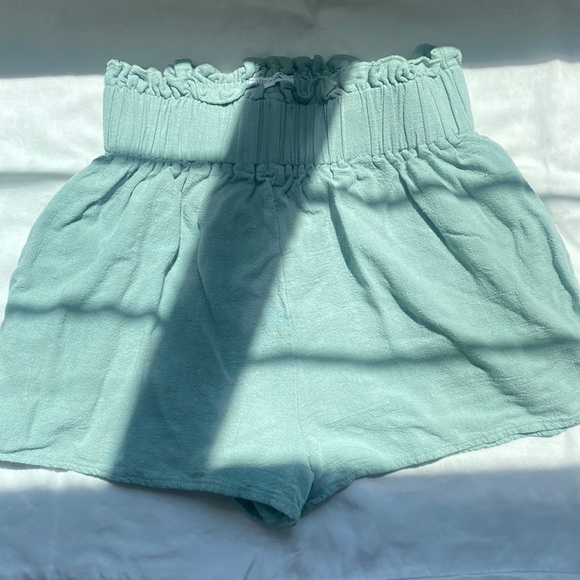 High wasted teal cute shorts!! - Picture 1 of 3